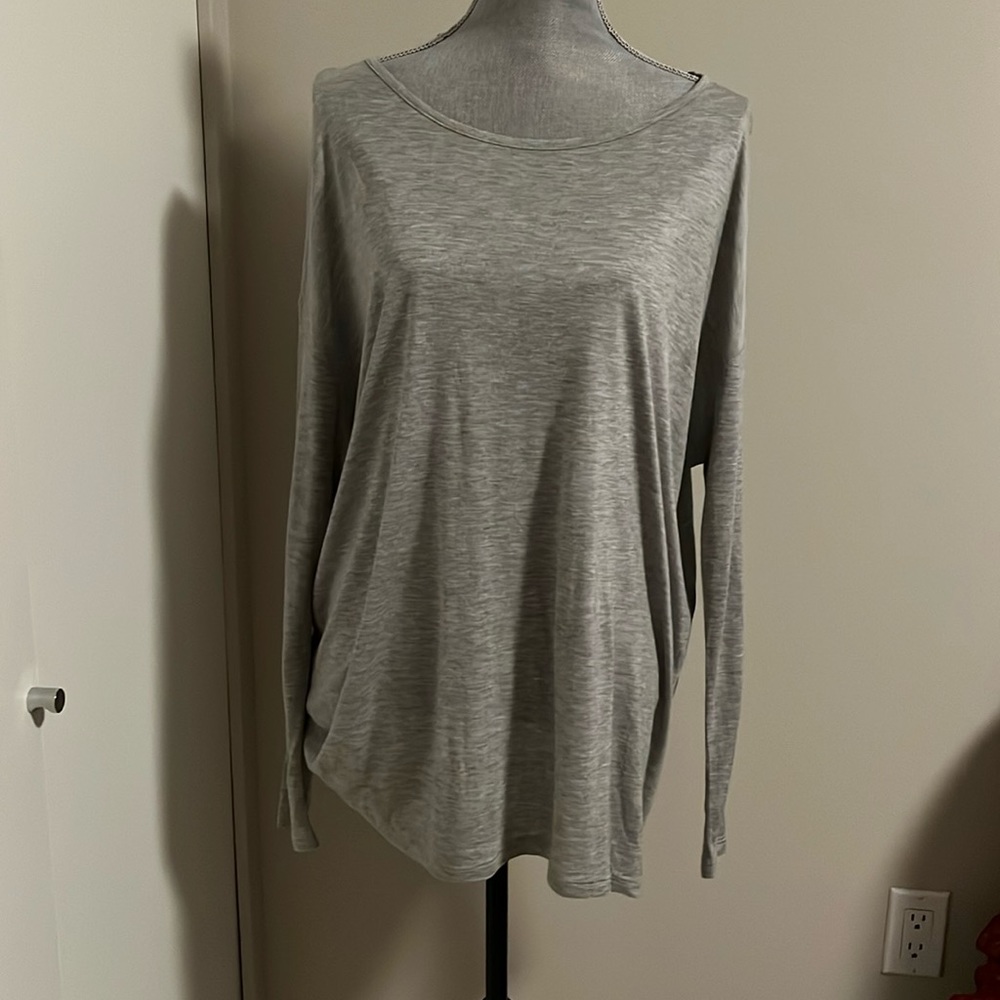 Vince oversized relaxed long sleeve Tshirt